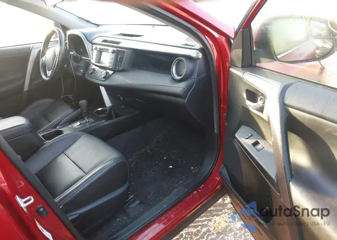 2017 Toyota Rav4 Xle z USA, uszkodzony, nr VIN JTMRFREV6HJ121457